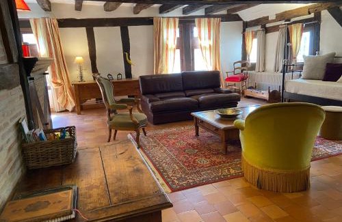 Chinon Apartment | La Maison Rouge