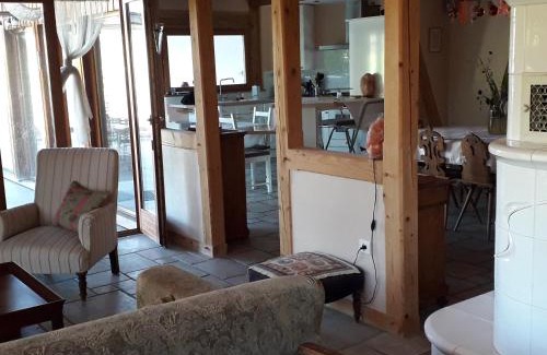 Ostheim House | La maison rouge