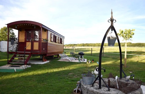 Ladoix-Serrigny Bed & Breakfast | La Maison Rouge Ladoix - Proche Beaune