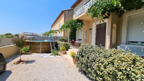 Chateauneuf-du-Pape House | La Maison Ryokufu