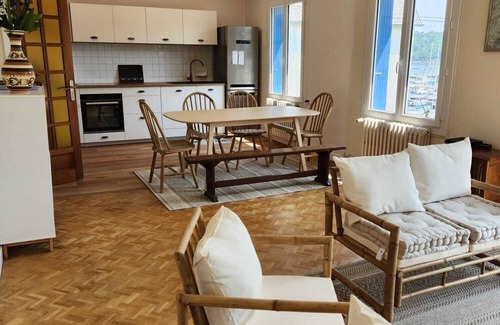 Lezardrieux House | La Maison sur le Port