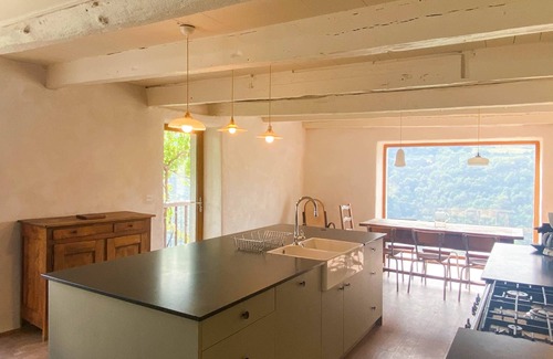 Montezic Villa | La Maison Trebuc, with its magnificent view