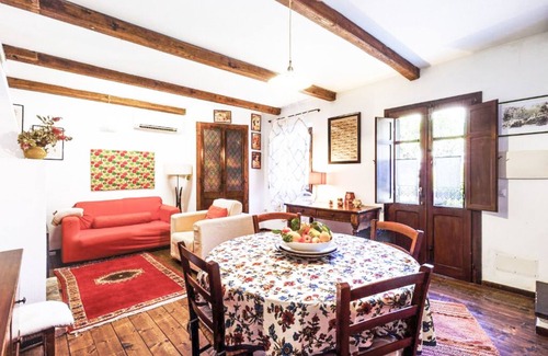 Laconi House | La Maisonette - Casa Vacanze