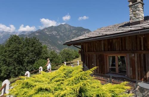 Montjovet House | La Majon de Fohten