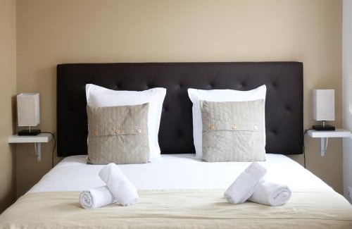 Les Mureaux Apartment | LA MARINA-Center-Parking-StationtoParis
