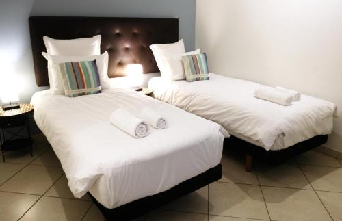 Les Mureaux Apartment | LA MARINA-Center-Parking-StationtoParis