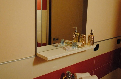Gromlongo Hotel | La Marina Resort
