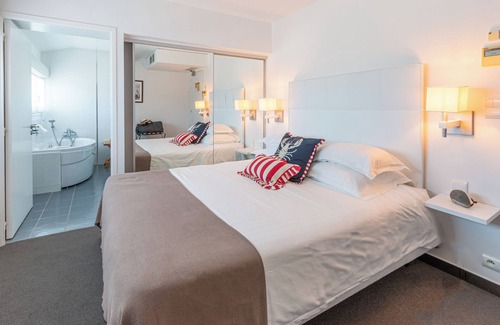 Barneville-Carteret Hotel | La Marine
