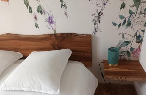 Montredon Bed & Breakfast | La Mariotte