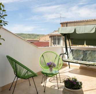 Valguarnera Caropepe Bed & Breakfast | La Martina Home