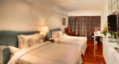 Jayanagar Hotel | La Marvella, Bengaluru