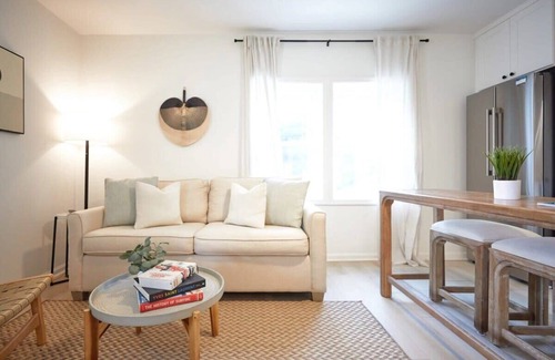 South End Apartment | La Moderna by Casa Del Sol
