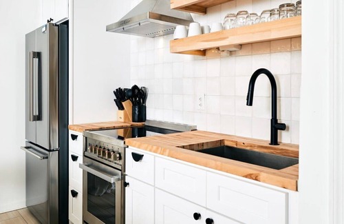 South End Apartment | La Moderna by Casa Del Sol
