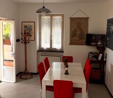 Rezza House | "La Moggia Guest House"