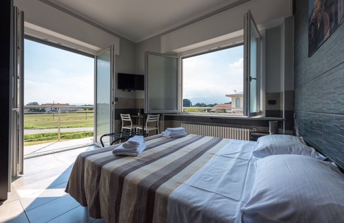 Caselle Torinese House | La Montrucca camere