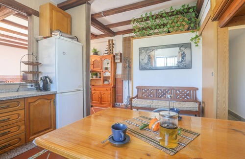 Guillena Villa | La Morada Del Yayo - Four Bedroom Villa, Sleeps 5