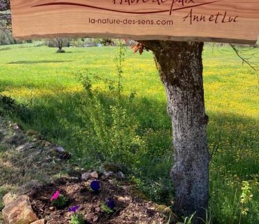 Azerat House | La Nature des Sens - Gîte les Cèdres