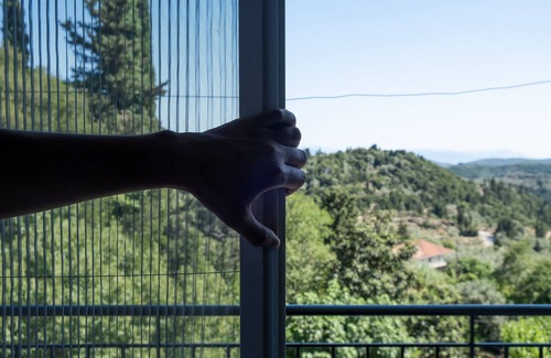 Vournikas Apartment | La Olga Apartment in a picturesque traditional mountain village