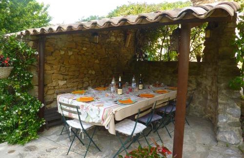 Saint-Montan Bed & Breakfast | La Pacha