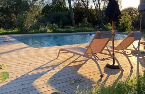 Quartier des Espesses Apartment | La Pampa , Dans un Cadre Enchanteur