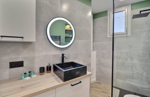 Aix-en-Provence Apartment | La Parenthèse Aixoise - 3 stars - Parking