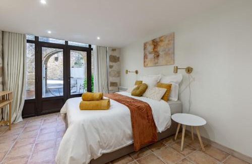 Rochegude Bed & Breakfast | La Parenthèse, chambres d'hôtes