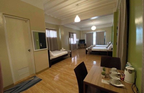 Baybay City Hotel | La Patria Baybay Tourist Inn powered by Cocotel