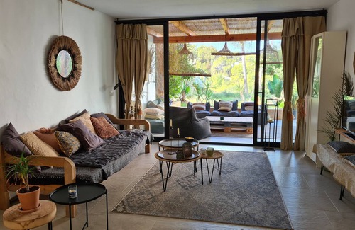 Cala Vadella Apartment | La Pause, apartment 2 bedrooms 2 bathrooms on the garden level Cala Vadella