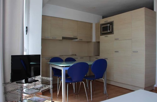 Castello de la Plana House | La Pergola - Bright double studio with view