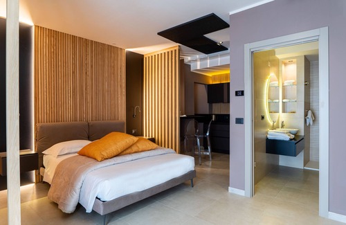 Dossobuono House | LA PERGOLA SUITES