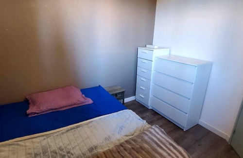 Saint-Pierre-la-Mer Apartment | 'La Perle D'eau" Appartement les Pieds Dans L'eau Entièrement Rénové