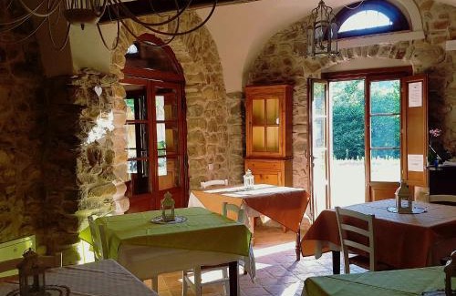 Sesta Godano House | La Peschiera Sul Vara B&B