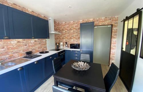 Crecy-en-Ponthieu House | La petite cour