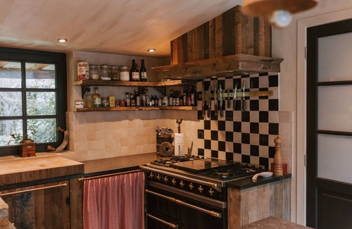 Lawijn Cottage | La Petite Foret | Charming Cottage in Brussels' Countryside