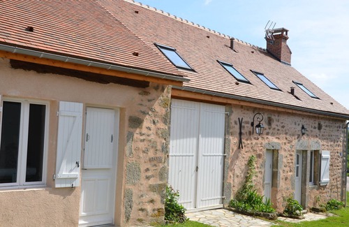 Saint-Martin-du-Puy House | La Petite Maison du Potager