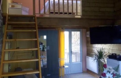 Chateauponsac Apartment | La Petite Grange au coeur du Limousin
