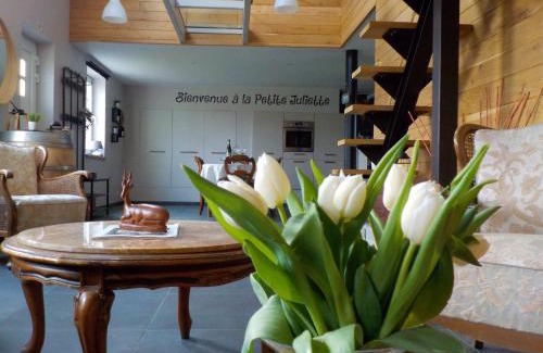 Leuze-en-Hainaut House | La petite Juliette