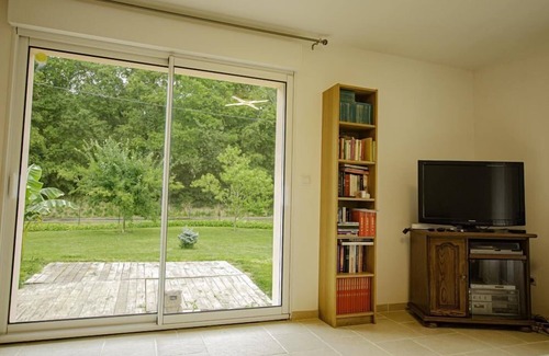 Saint-Mards-en-Othe House | La Petite Maison Rose