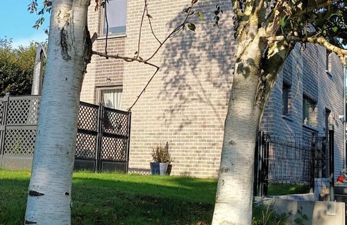 Maredret House | La petite maison gîte Mettet