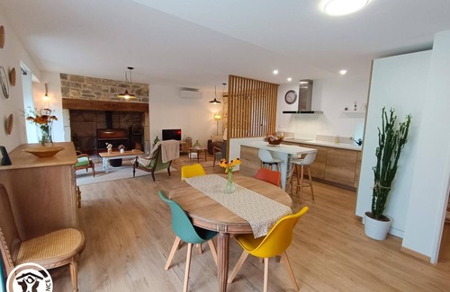 Betaille House | La Petite Maison - BETAILLE