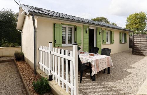 Acy House | La Petite Maison Du Montjard