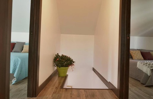 Mont-Carmel House | La petite maison du voisin