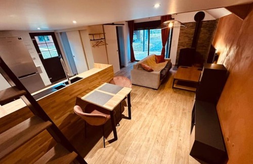 La Vaupaliere Ski Chalet | La petite Maison
