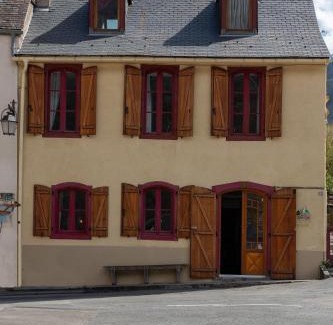 Luz-Saint-Sauveur House | La Petite Maison des Montagnes