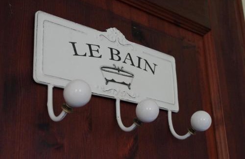 Leisnig Apartment | La Petite Provence