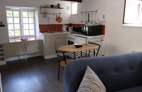 Plouer-sur-Rance House | La Petite Quinoise, Cosy quiet location with parking, near St Malo, Mont St Michel