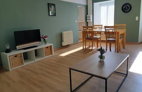 Vineuil Apartment | La petite Vineuilloise 10min de Châteauroux 40min zoo de Beauval