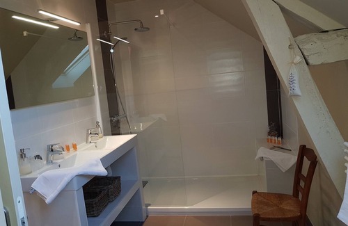 Mouaze House | La Peuterne