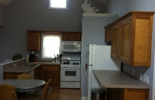 Little Italy Apartment | La piccola Italia di Cleveland #2 *Family Run*
