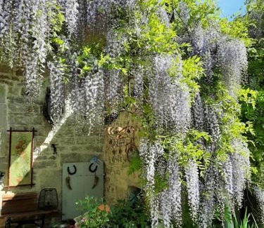 Saint-Lamain Bed & Breakfast | La Pie qui Chante